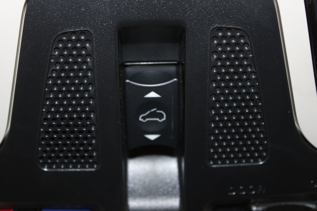 Used 2025 Subaru Outback Onyx Edition AWD/4WD image 46