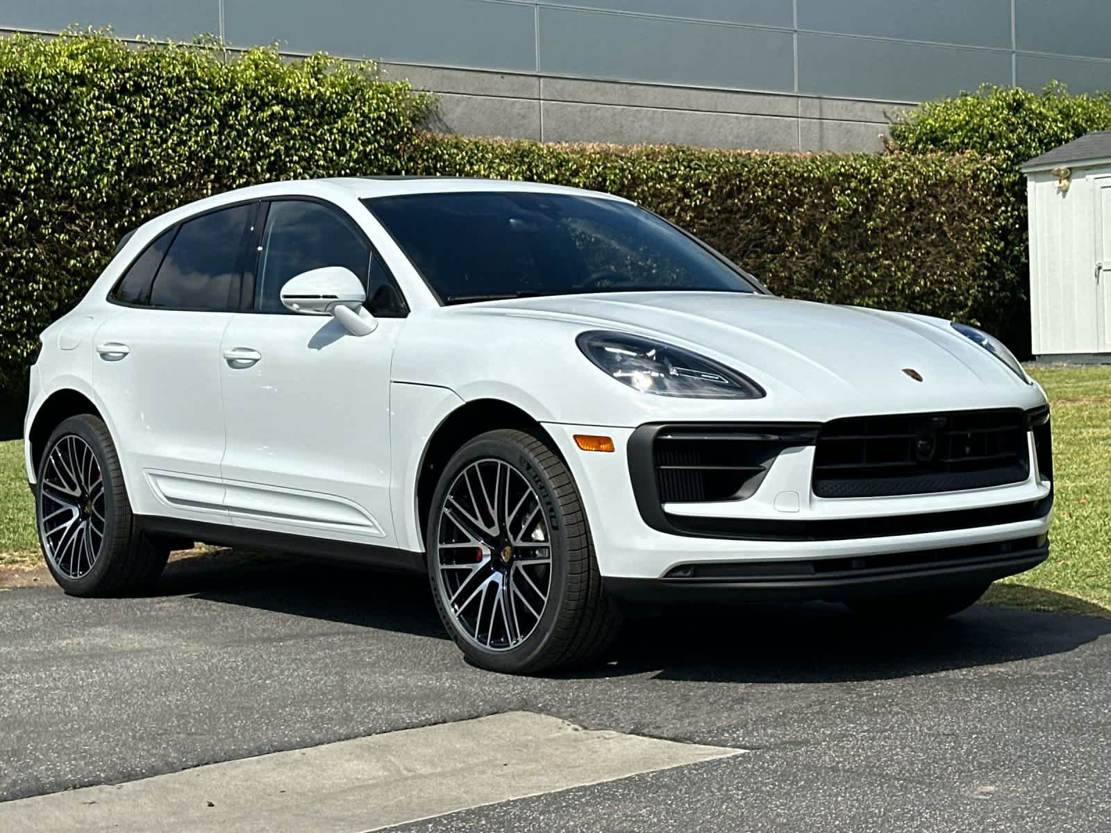New 2026 Porsche Macan S AWD/4WD image 10