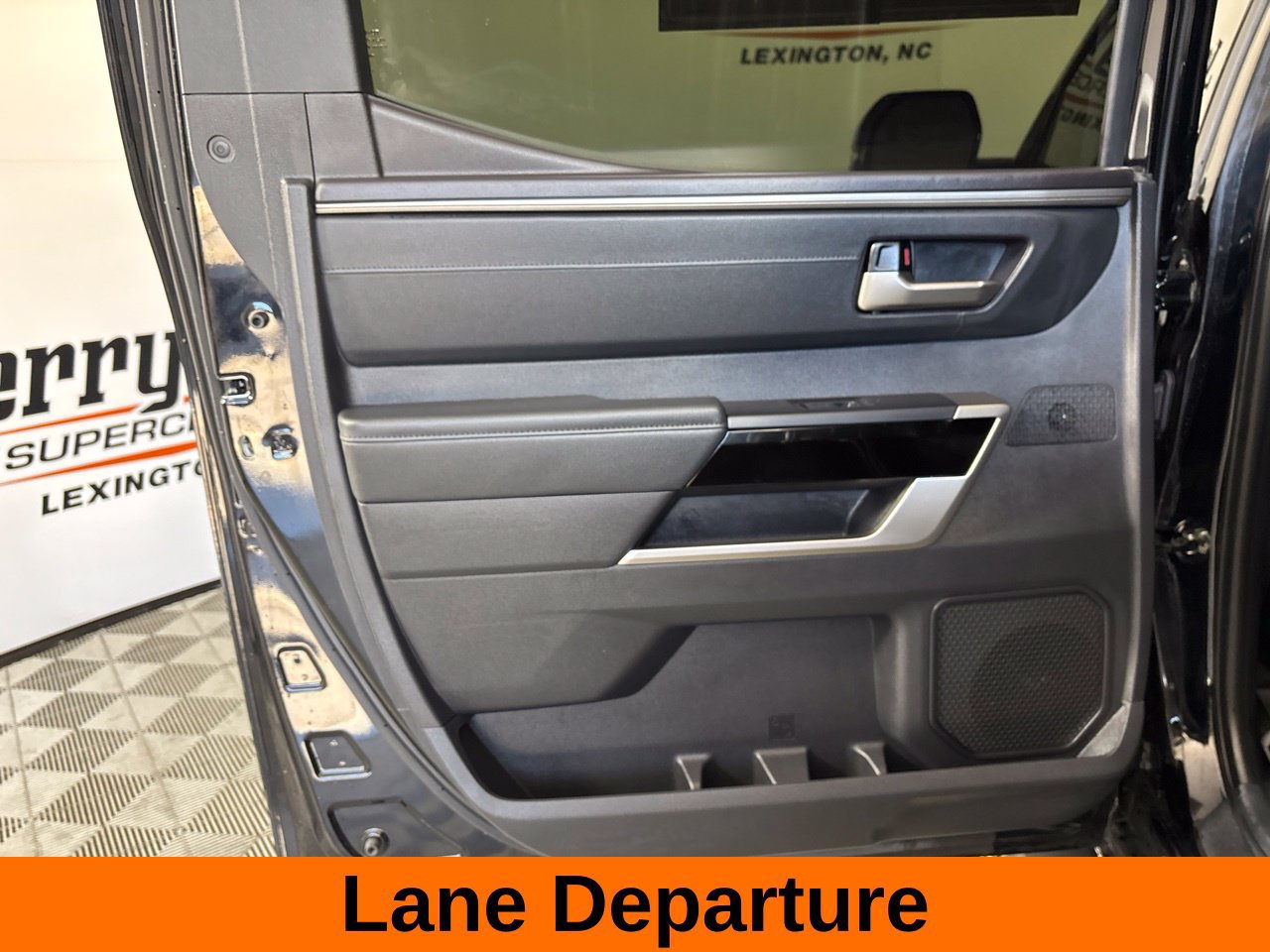 Used 2023 Toyota Tundra Limited w/ Power Package AWD/4WD image 22
