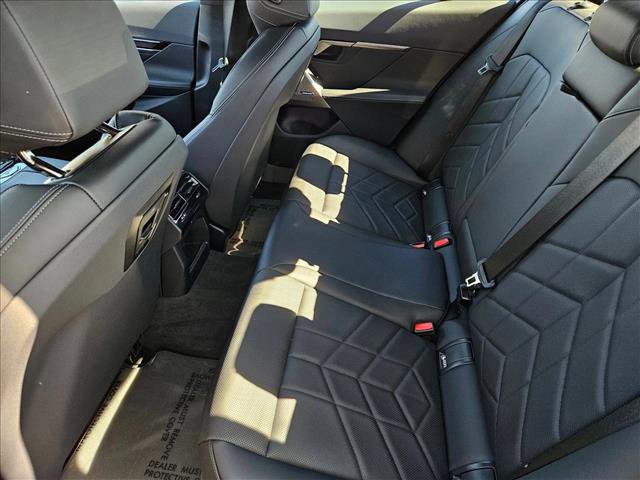 Certified 2025 BMW i5 eDrive40i w/ Premium Package image 24