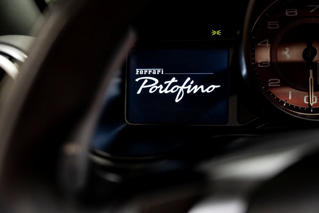 Used 2020 Ferrari Portofino RWD image 49