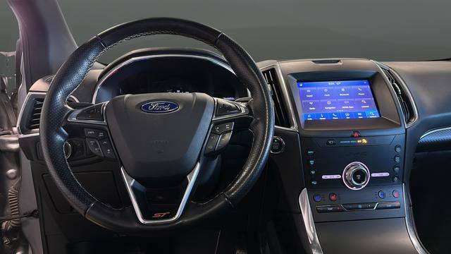 Used 2020 Ford Edge ST w/ Equipment Group 401A AWD/4WD image 11