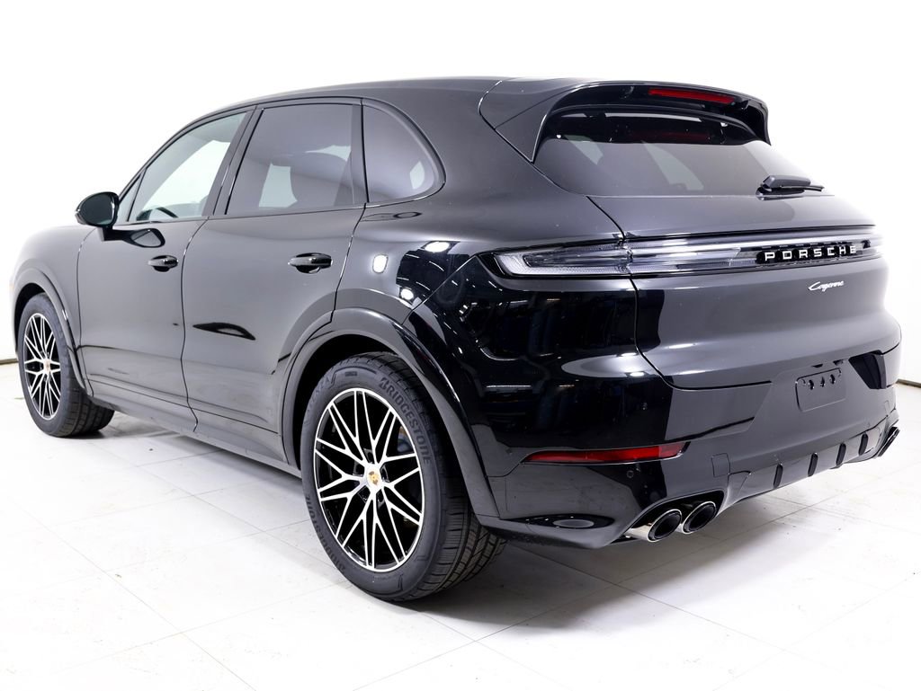 New 2026 Porsche Cayenne image 3