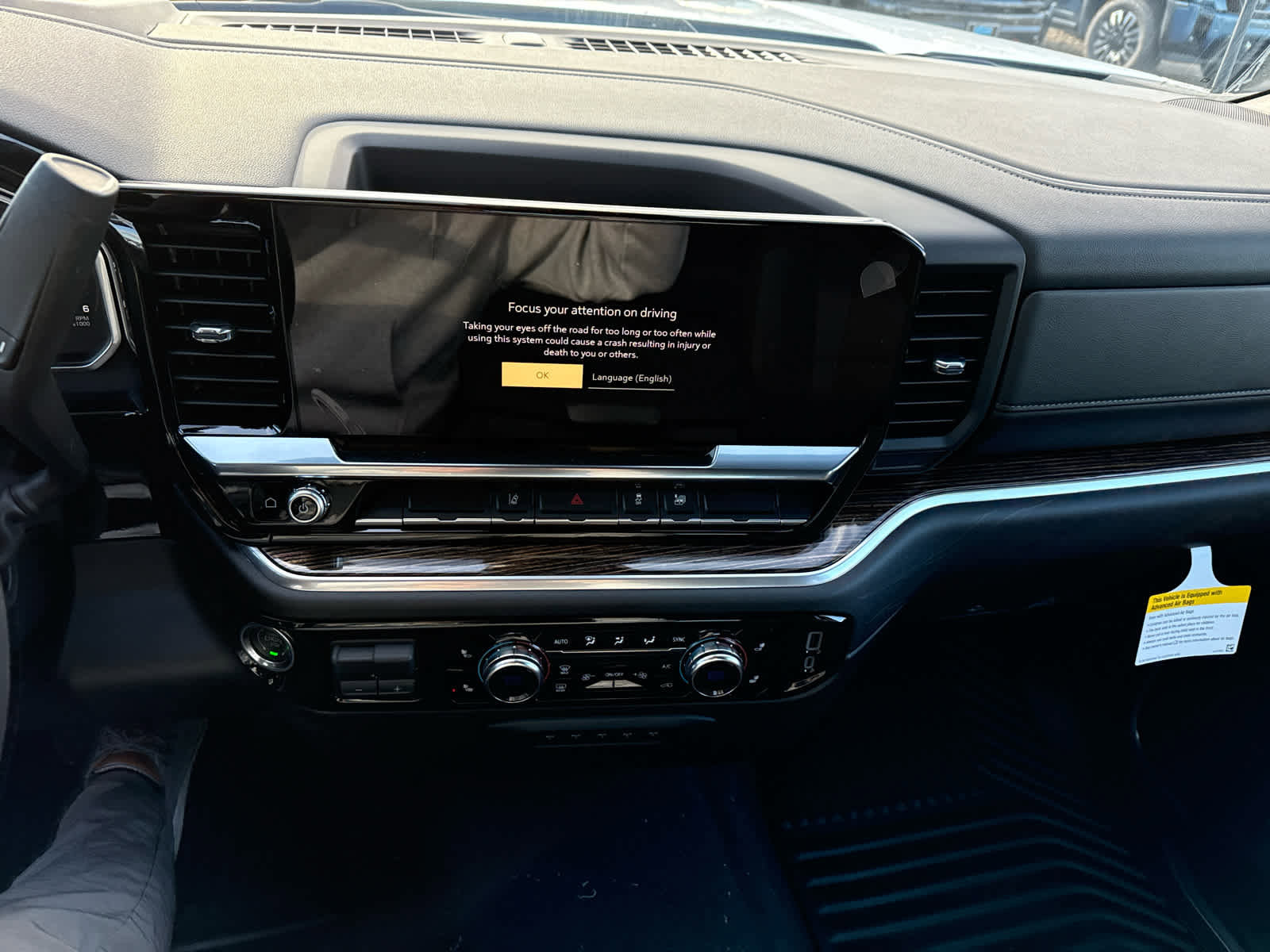 New 2026 GMC Sierra 3500 SLE w/ SLE Convenience Package image 16