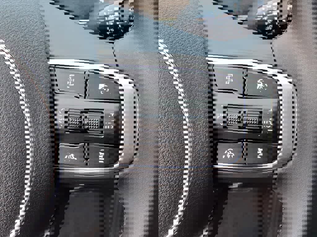 Used 2025 Kia K5 GT-Line image 18