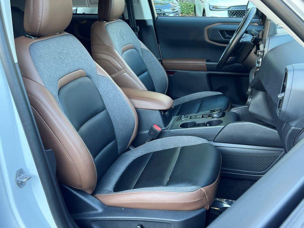 Used 2024 Ford Bronco Sport Outer Banks w/ Tech Package image 10