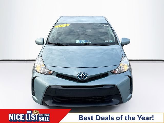 Used 2015 Toyota Prius V Five video 2