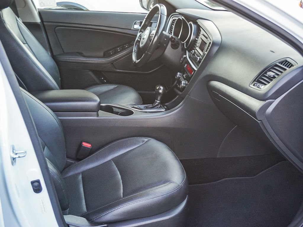 Used 2015 Kia Optima EX FWD image 38