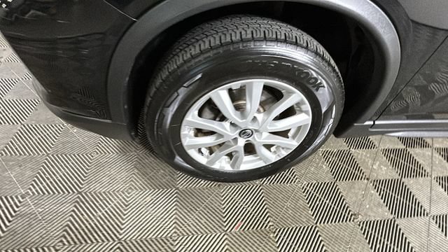 Used 2020 Nissan Rogue SV AWD/4WD image 9