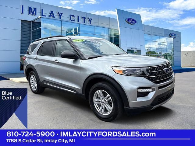 Used 2023 Ford Explorer XLT w/ Equipment Group 202A AWD/4WD image 1