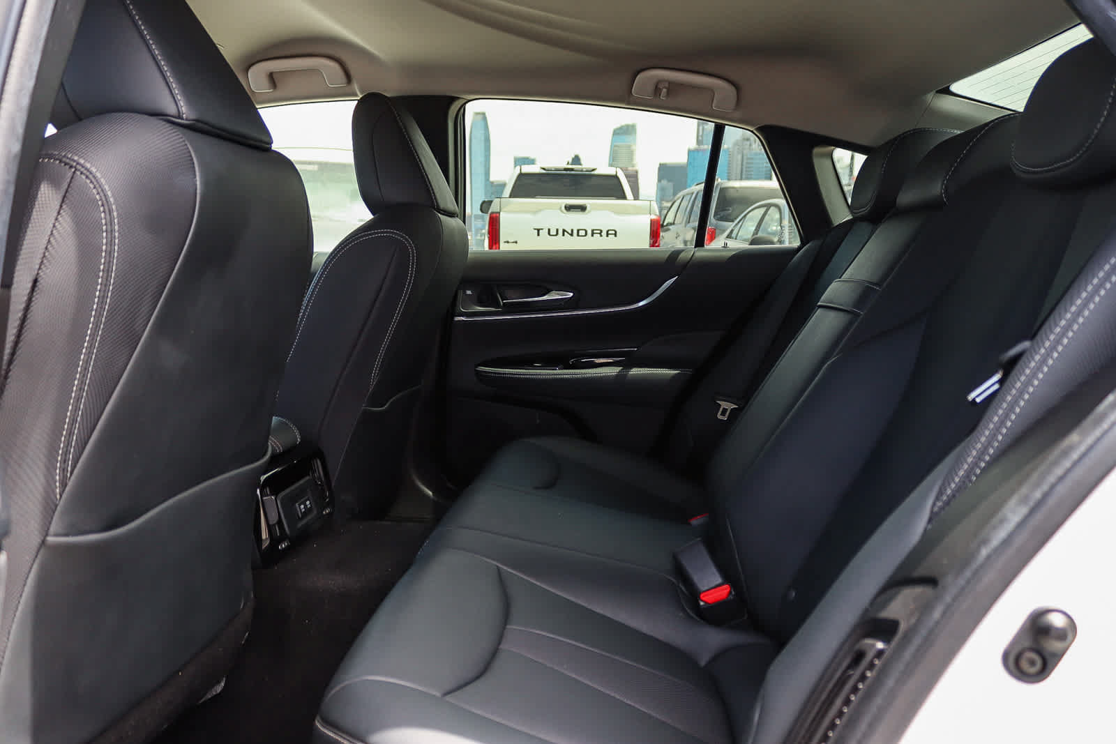 Used 2022 Toyota Mirai w/ Advanced Technology Package RWD image 18