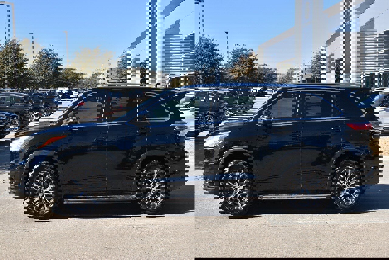 Used 2016 Toyota Highlander XLE image 12