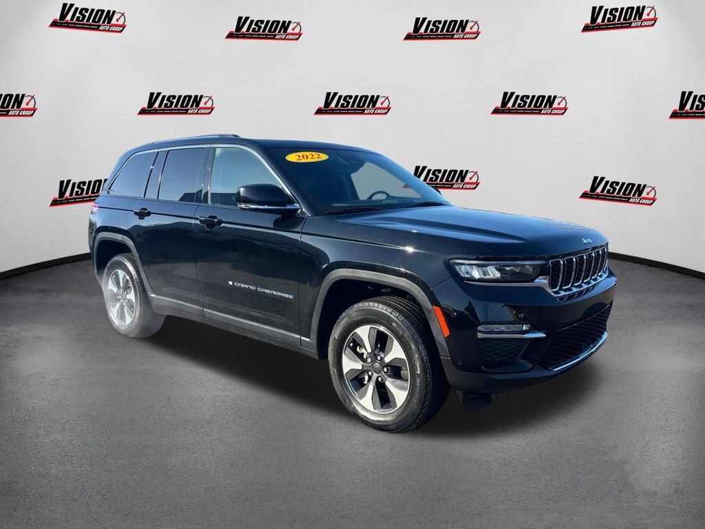 Used 2022 Jeep Grand Cherokee Limited 4xe w/ Luxury Tech Group II image 3