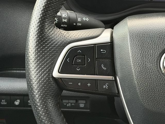 Certified 2025 Toyota Sienna Platinum AWD/4WD image 28