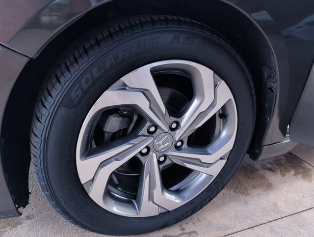 Used 2018 Honda Accord EX-L image 24