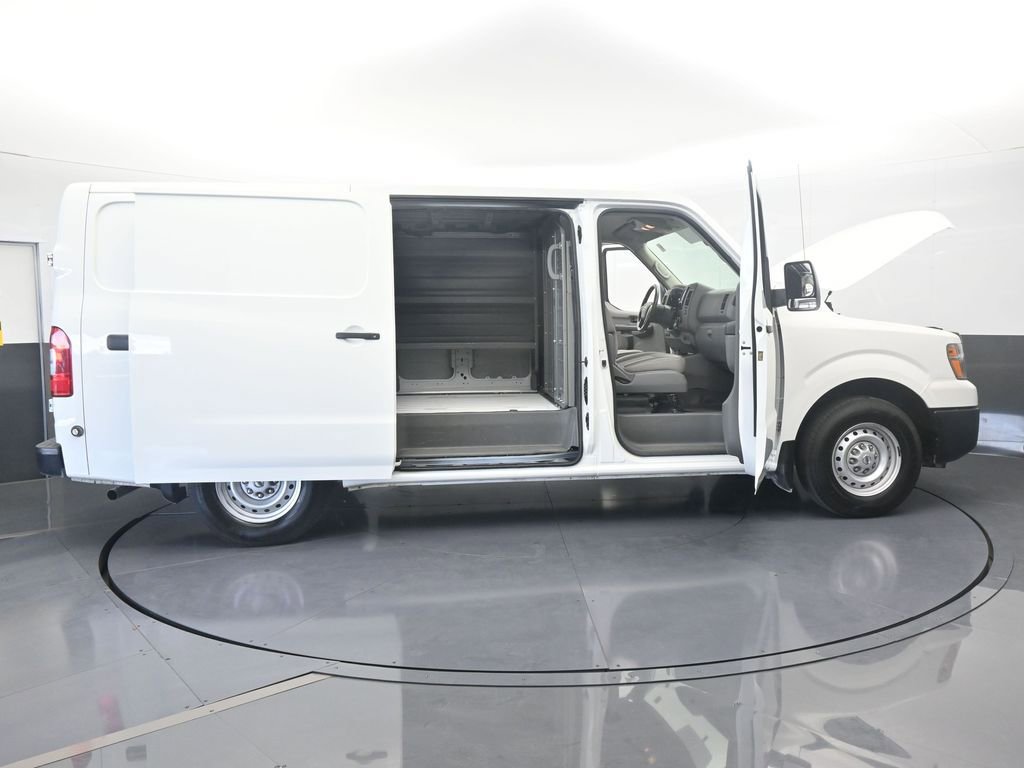 Used 2020 Nissan NV 1500 S image 68