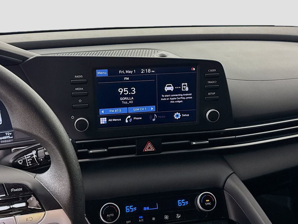 Used 2023 Hyundai Elantra SEL FWD image 14