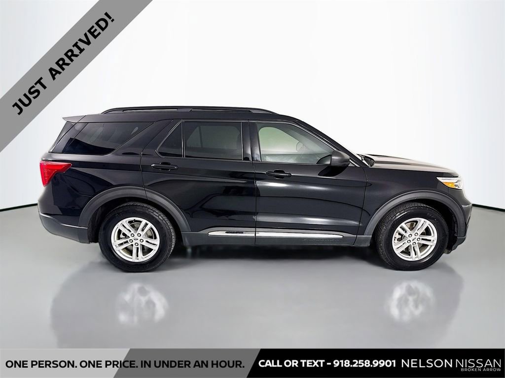 Used 2020 Ford Explorer XLT w/ Equipment Group 202A image 4