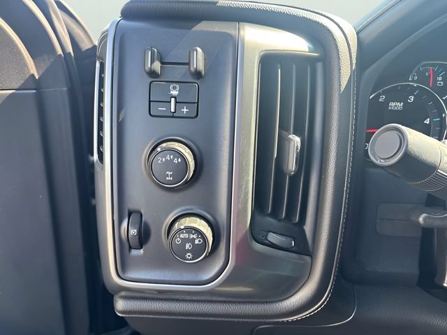 Used 2017 Chevrolet Silverado 2500 LTZ w/ Midnight Edition AWD/4WD image 19