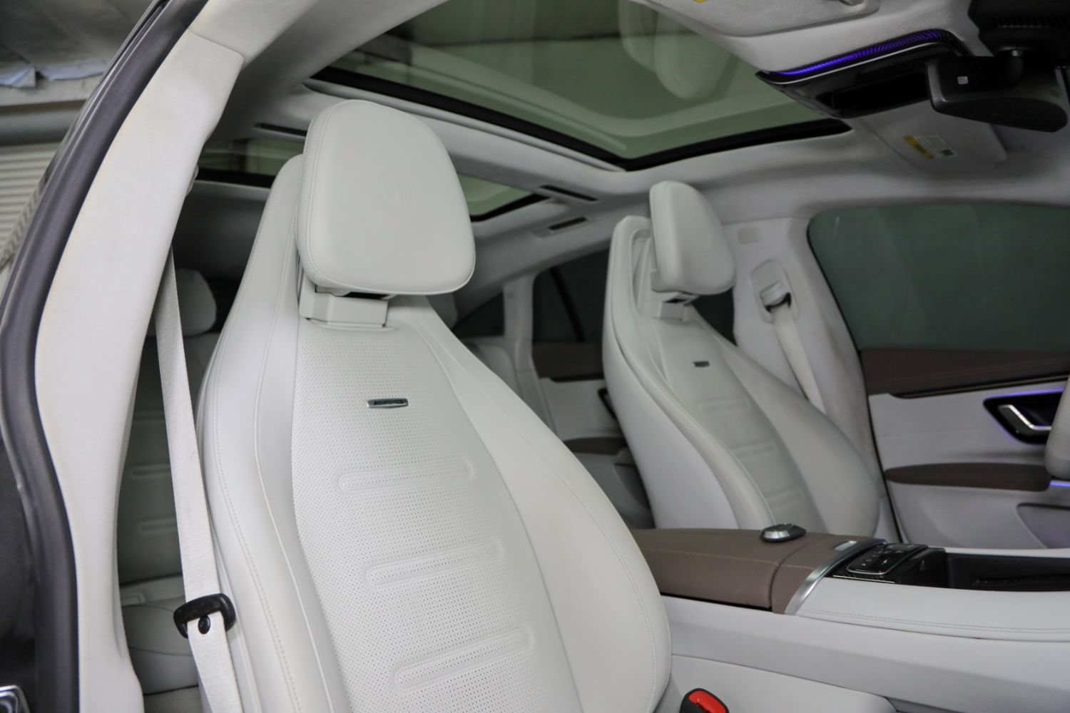 Used 2023 Mercedes-Benz EQS AMG 4MATIC w/ Trim Level Package image 30