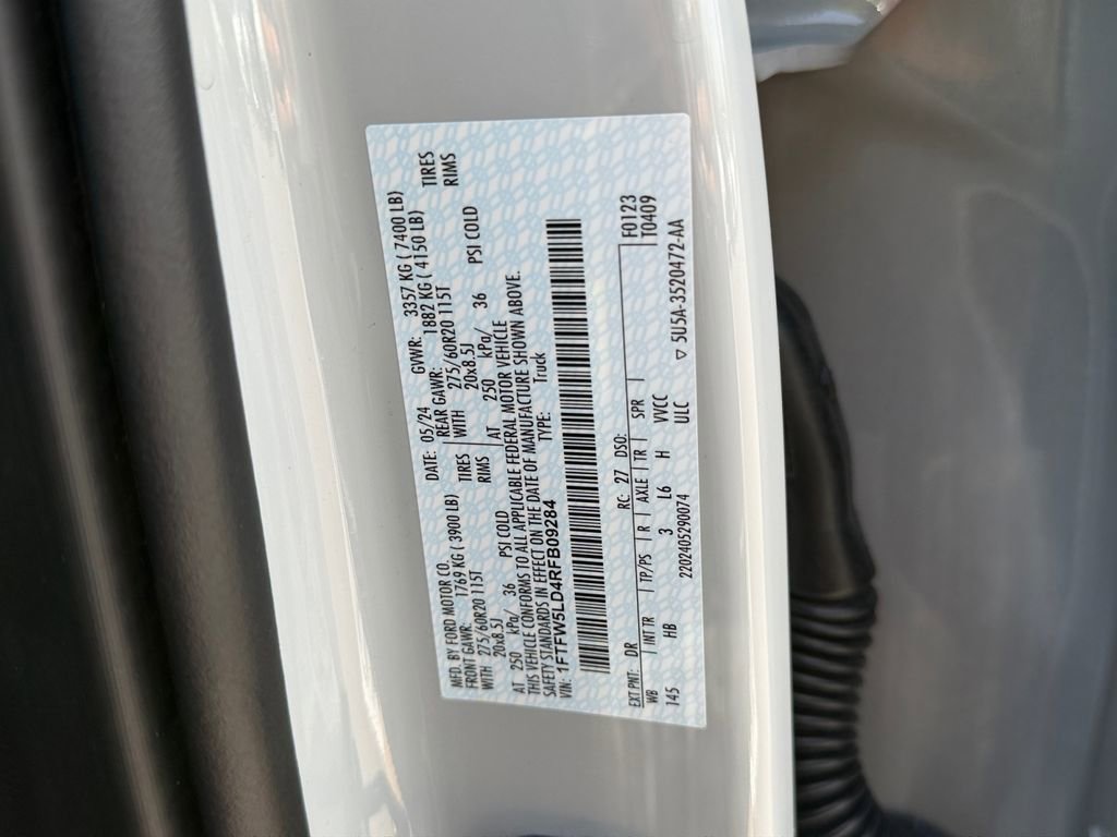 Used 2024 Ford F150 Lariat w/ FX4 Off-Road Package image 29