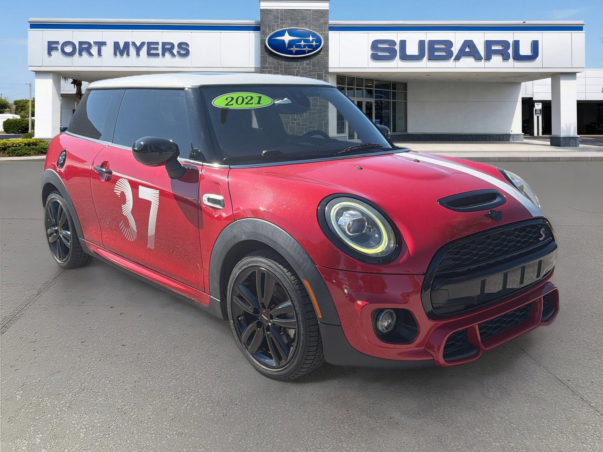 Used 2021 MINI Cooper S w/ 6.5" Touchscreen Package image 1