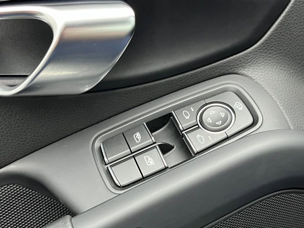 Certified 2024 Porsche 718 Boxster image 25