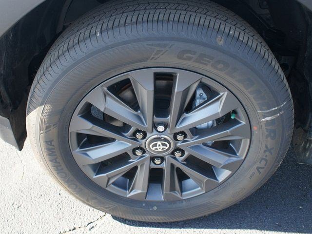 Used 2025 Toyota Land Cruiser w/ Premium Package image 27