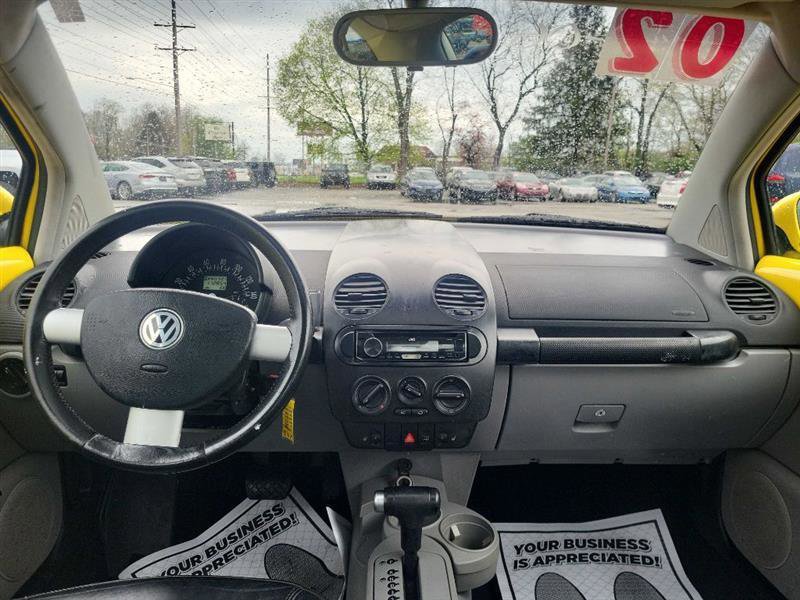 Used 2002 Volkswagen Beetle GLS FWD image 9