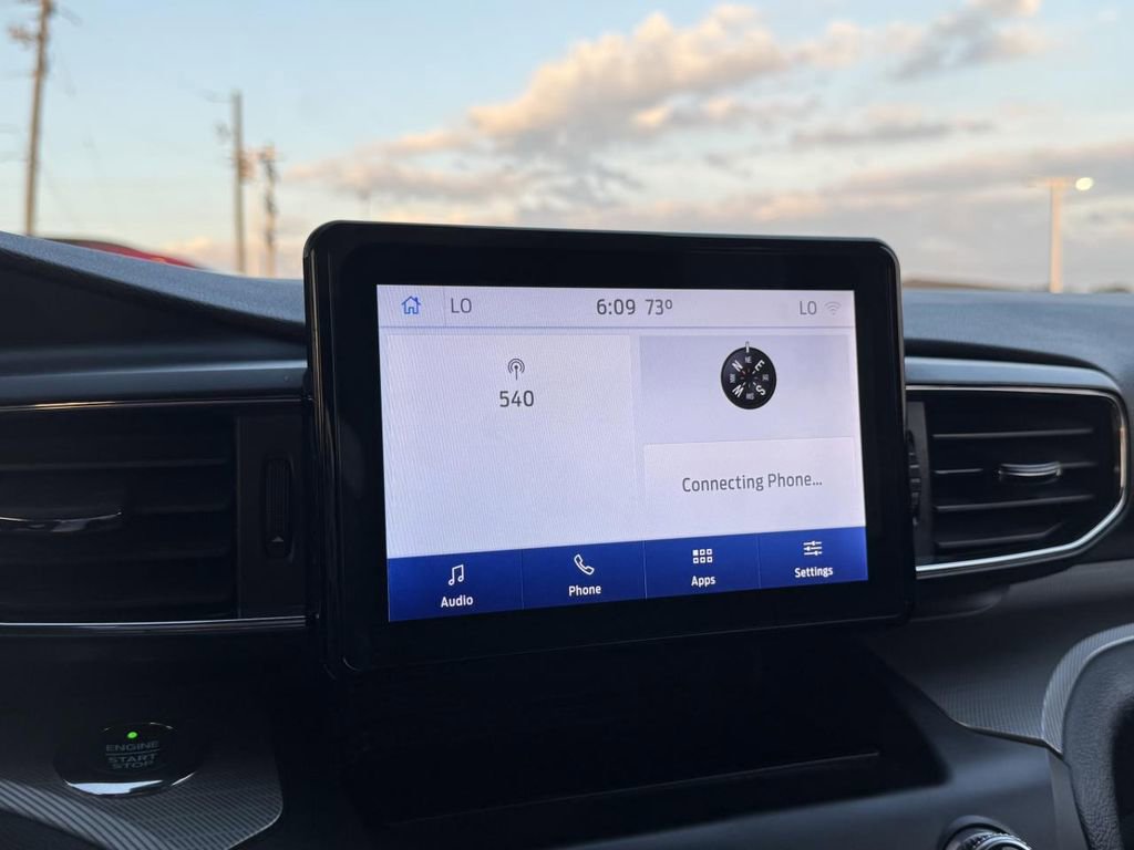 Used 2020 Ford Explorer XLT w/ Equipment Group 202A image 21