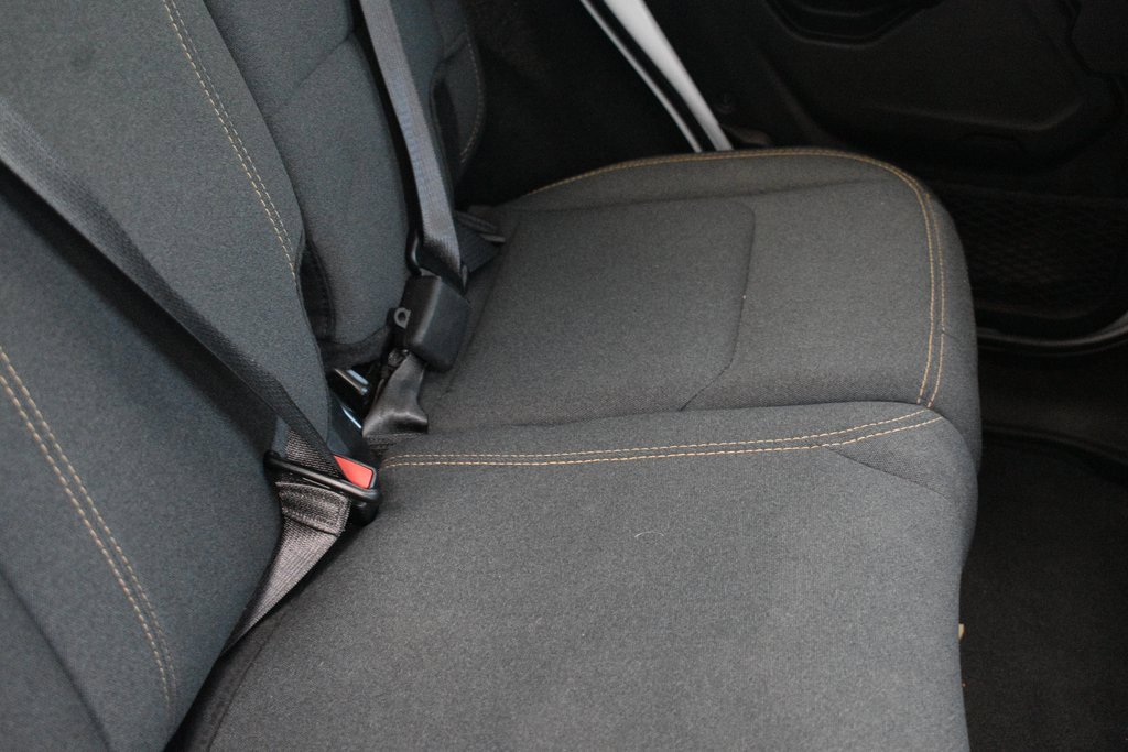 Used 2025 Jeep Wrangler Sport S image 30