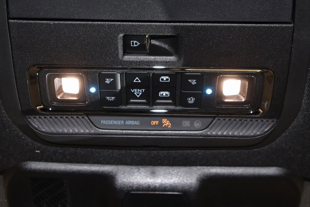 New 2025 Ford F150 Lariat w/ Equipment Group 502A High image 29