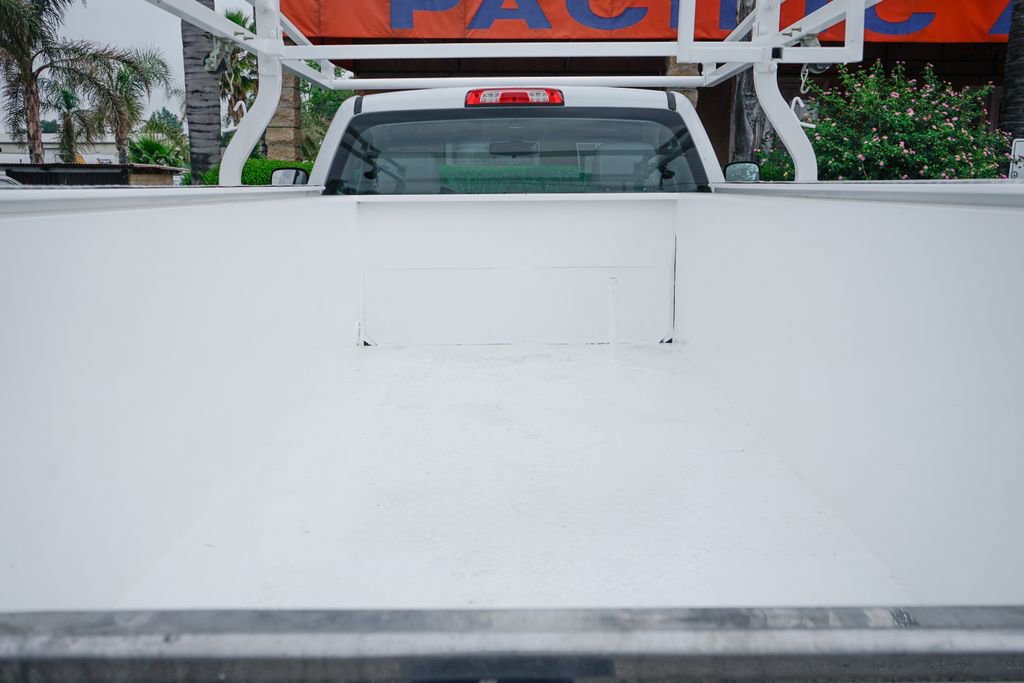 Used 2018 Chevrolet Silverado 3500 W/T RWD image 9