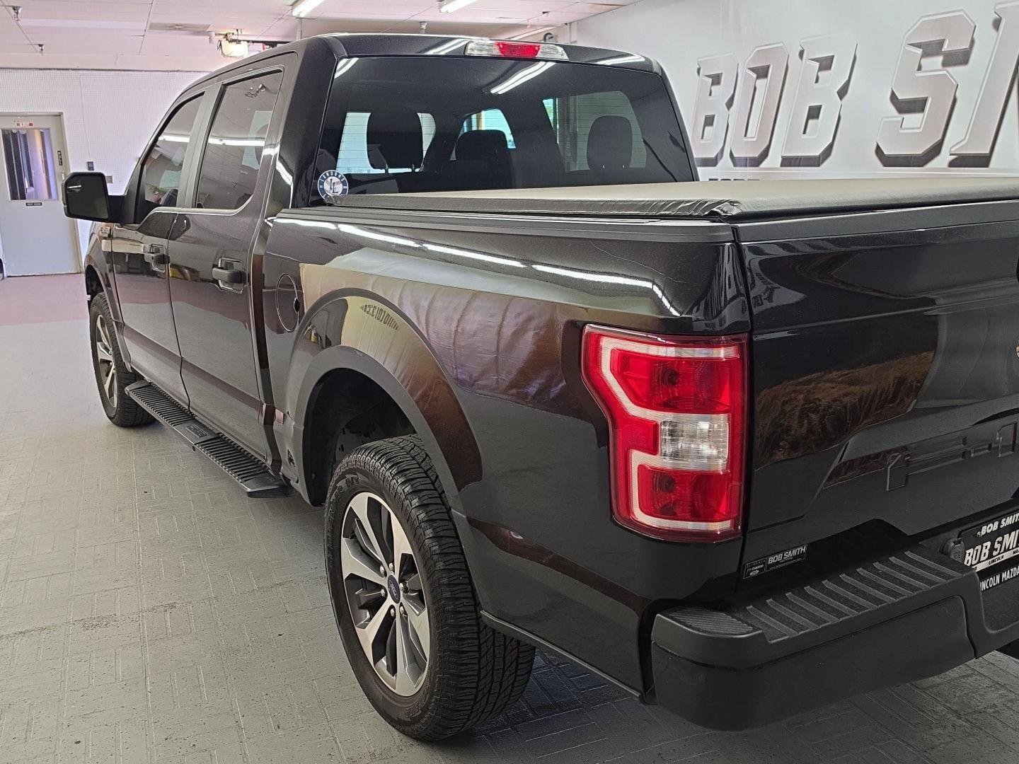 Used 2020 Ford F150 XL w/ Equipment Group 101A Mid AWD/4WD image 16