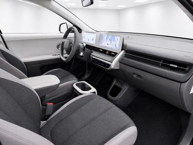 Used 2024 Hyundai Ioniq 5 SEL AWD/4WD image 16