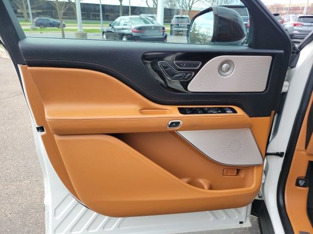Used 2023 Lincoln Aviator Black Label image 21