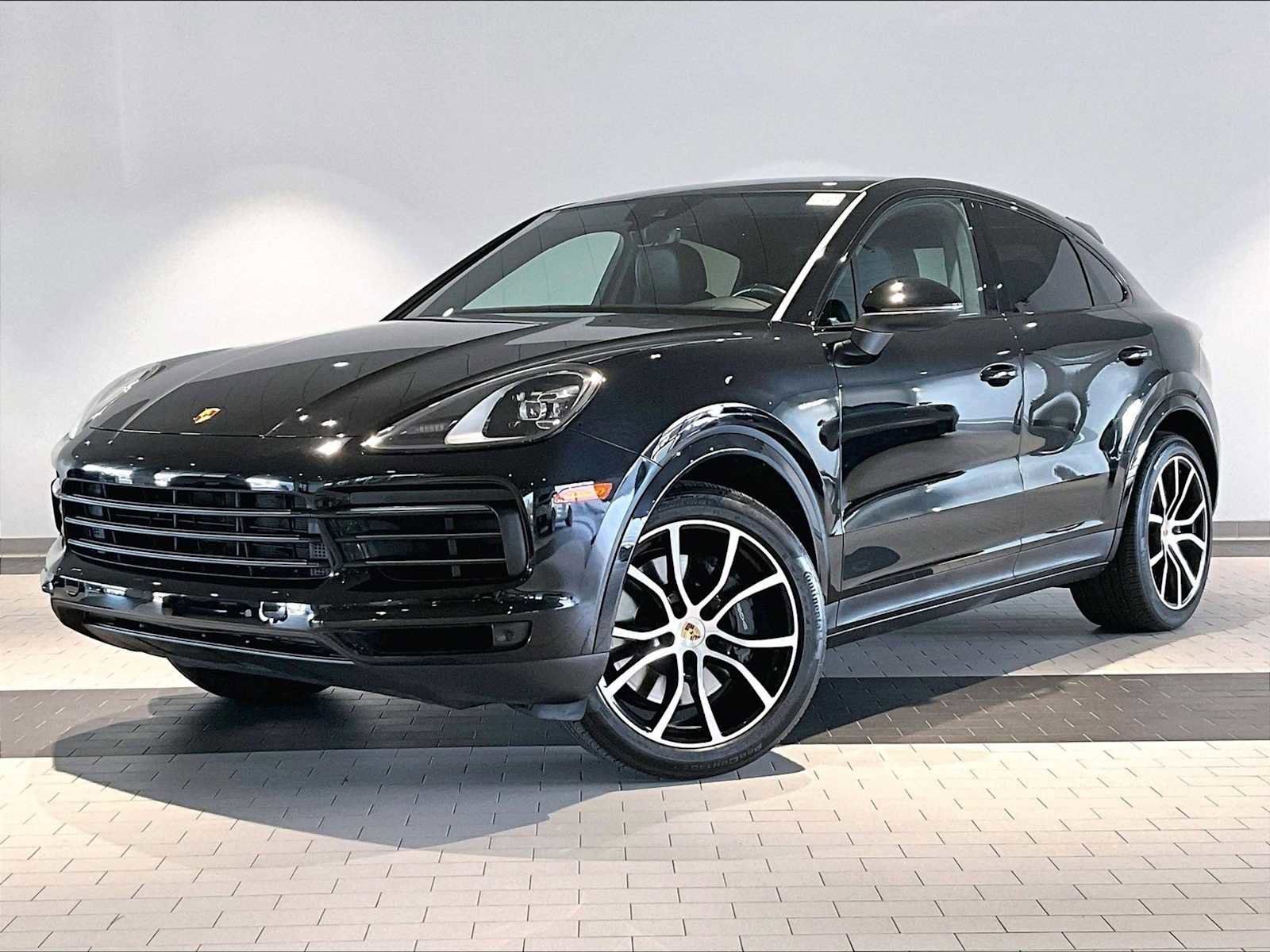Used 2023 Porsche Cayenne Platinum Edition image 1