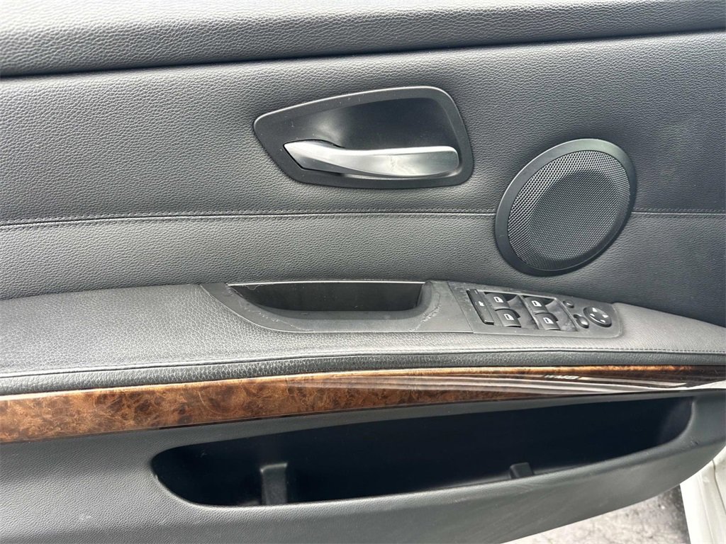 Used 2010 BMW 328i Sedan image 15