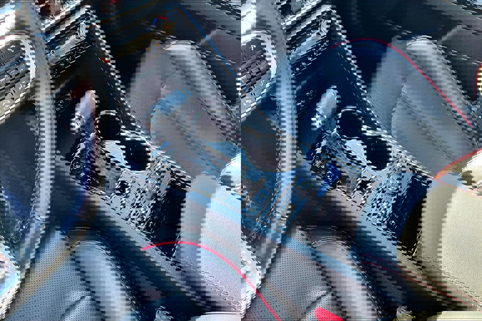 Used 2024 Kia K5 GT image 19