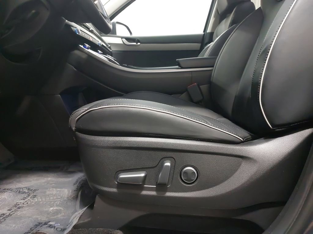 Certified 2025 Hyundai Palisade XRT image 32