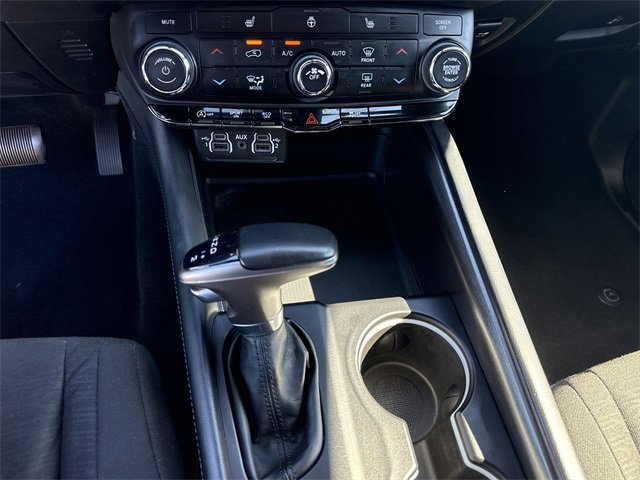 Used 2024 Dodge Durango SXT image 24