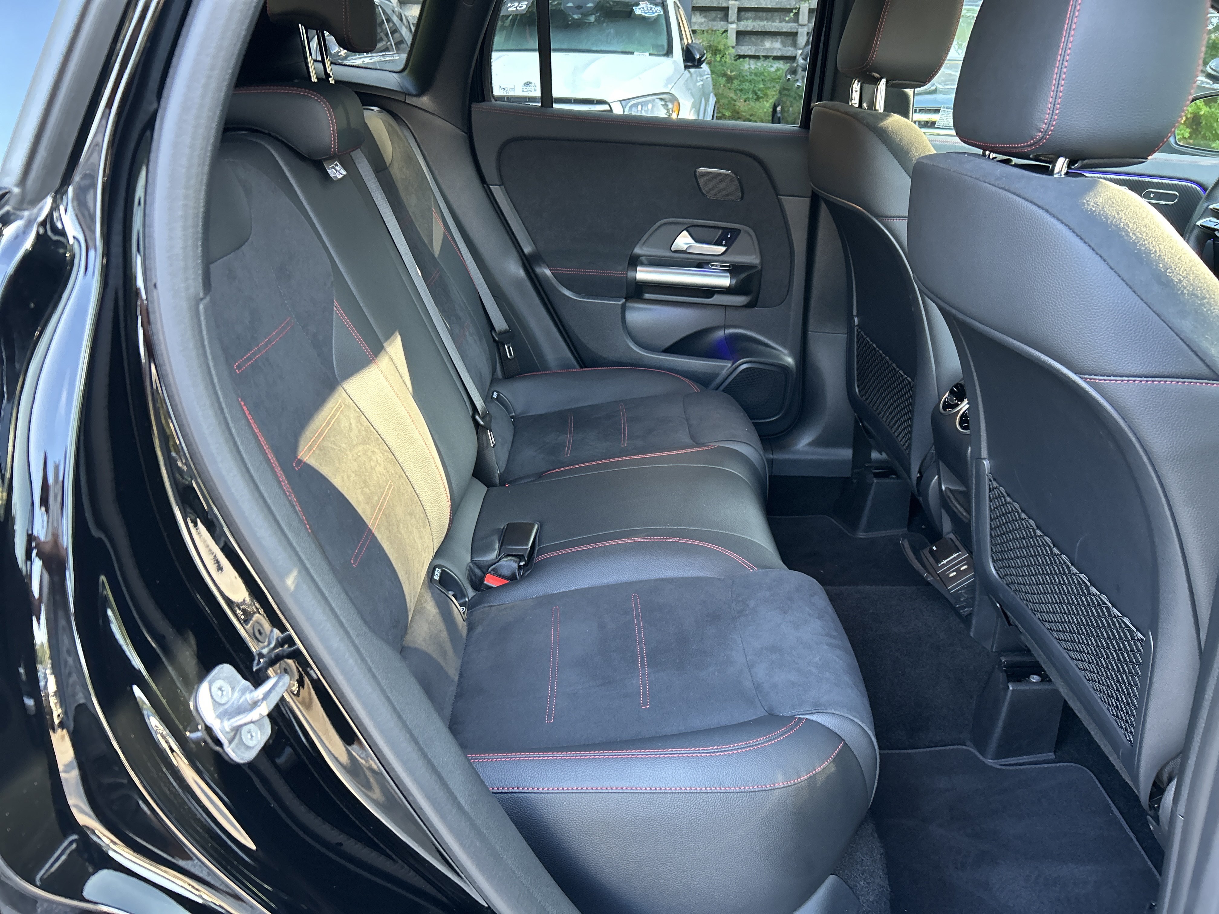 Certified 2025 Mercedes-Benz GLA 250 image 45