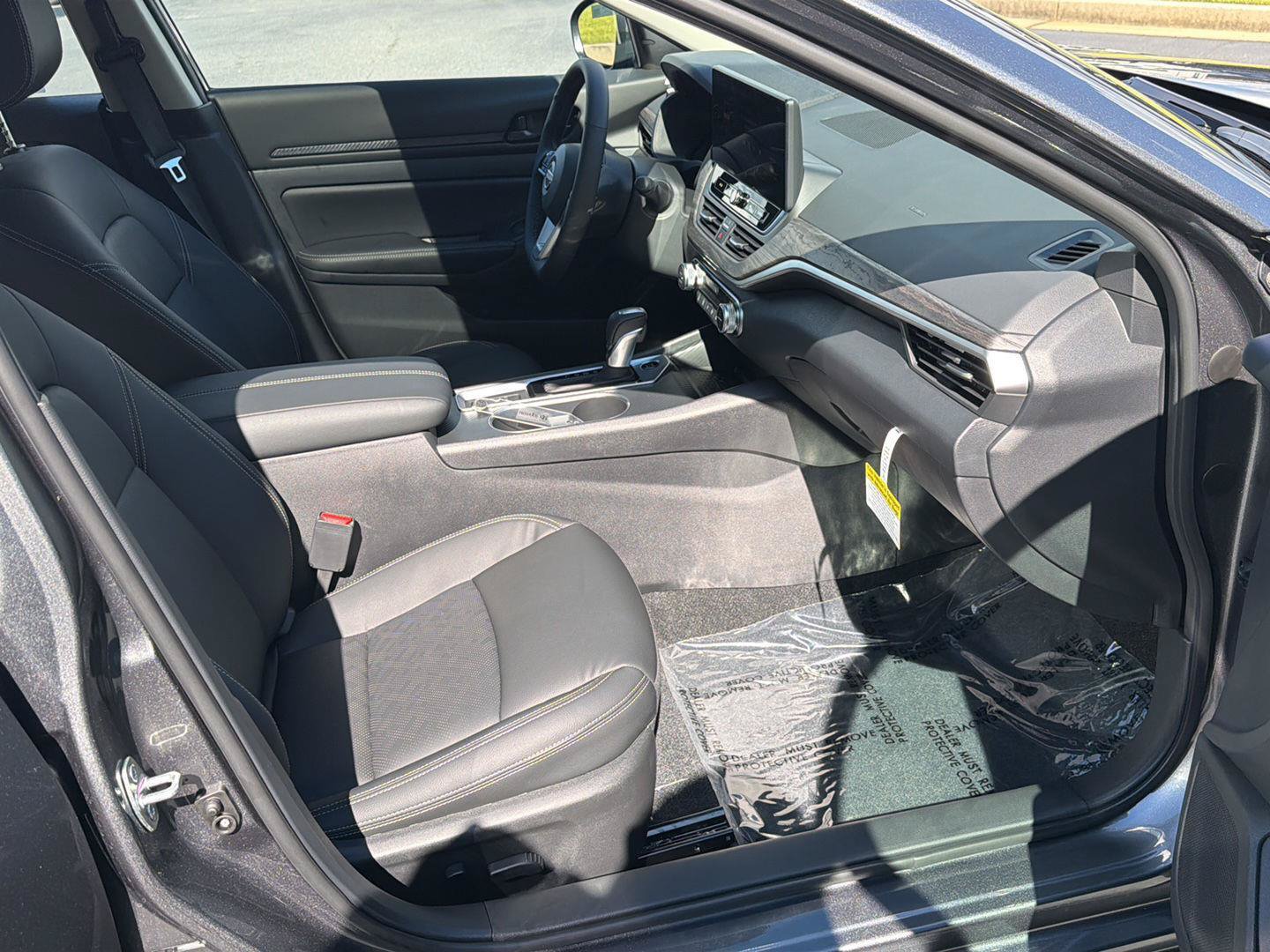 New 2026 Nissan Altima 2.5 SV w/ SV Premium Package FWD image 14