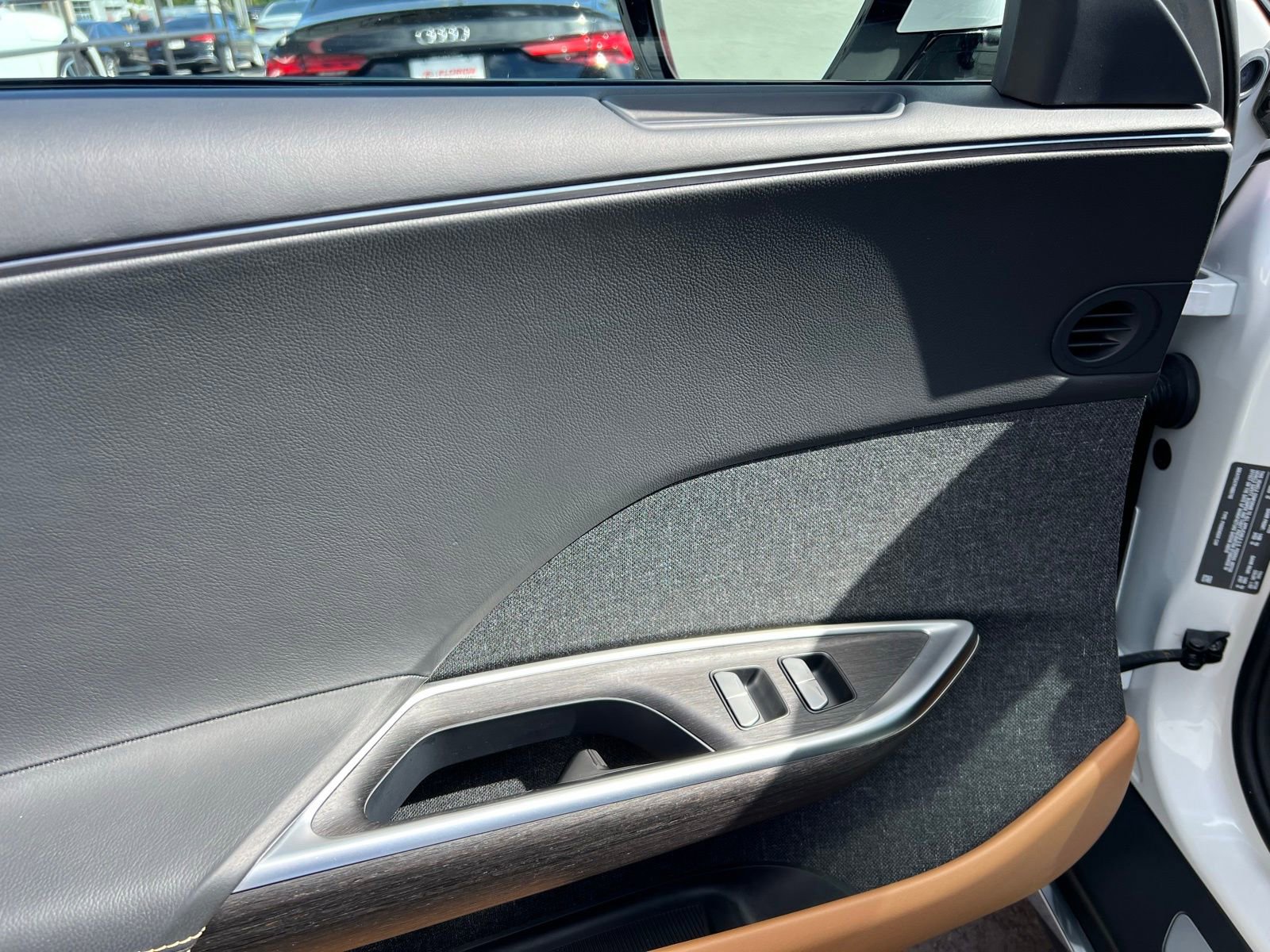 Used 2023 Lucid Air Touring image 25