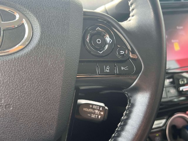 Used 2021 Toyota Prius Prime LE FWD image 22