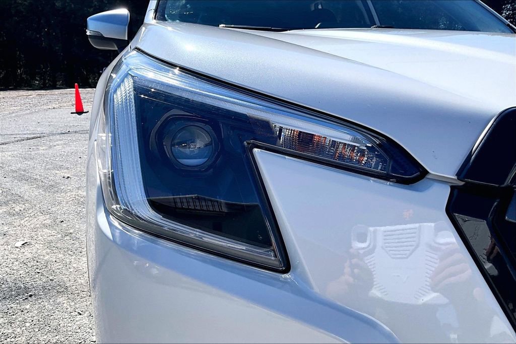 Used 2022 Subaru Forester Touring image 32