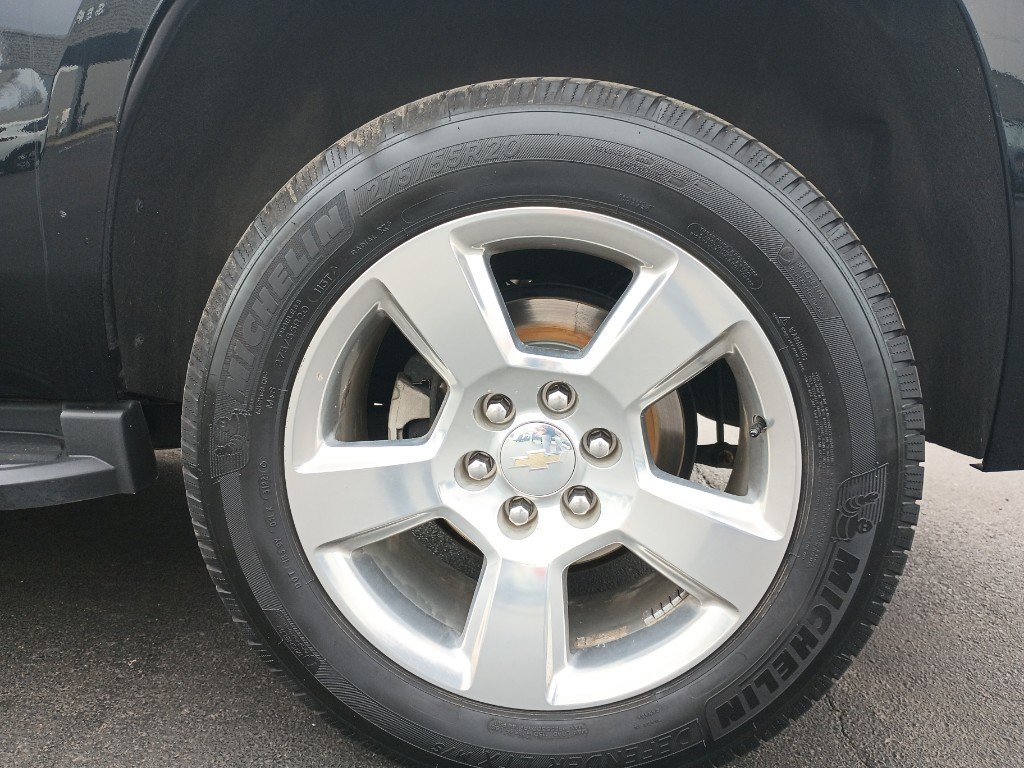 Used 2017 Chevrolet Tahoe LS w/ All-Season Package image 36