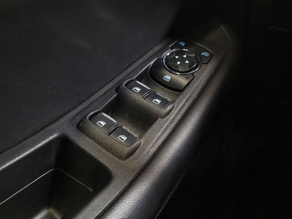 Used 2024 Ford Edge SEL image 27