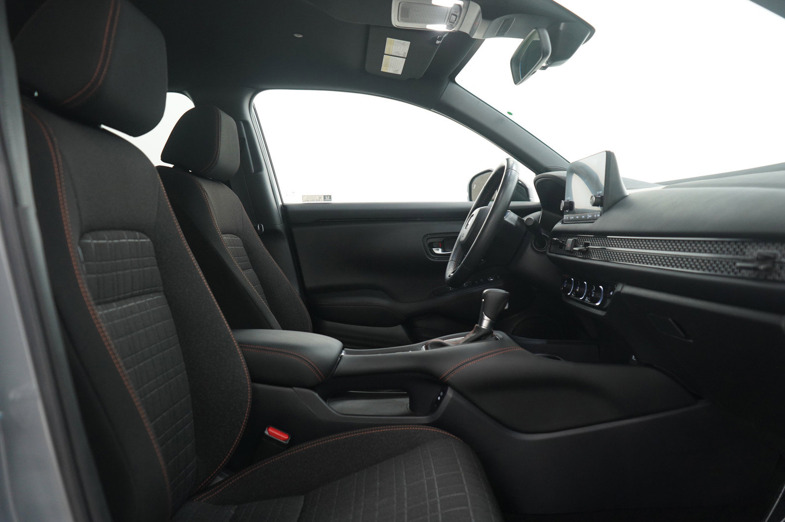 Used 2024 Honda HR-V Sport image 11