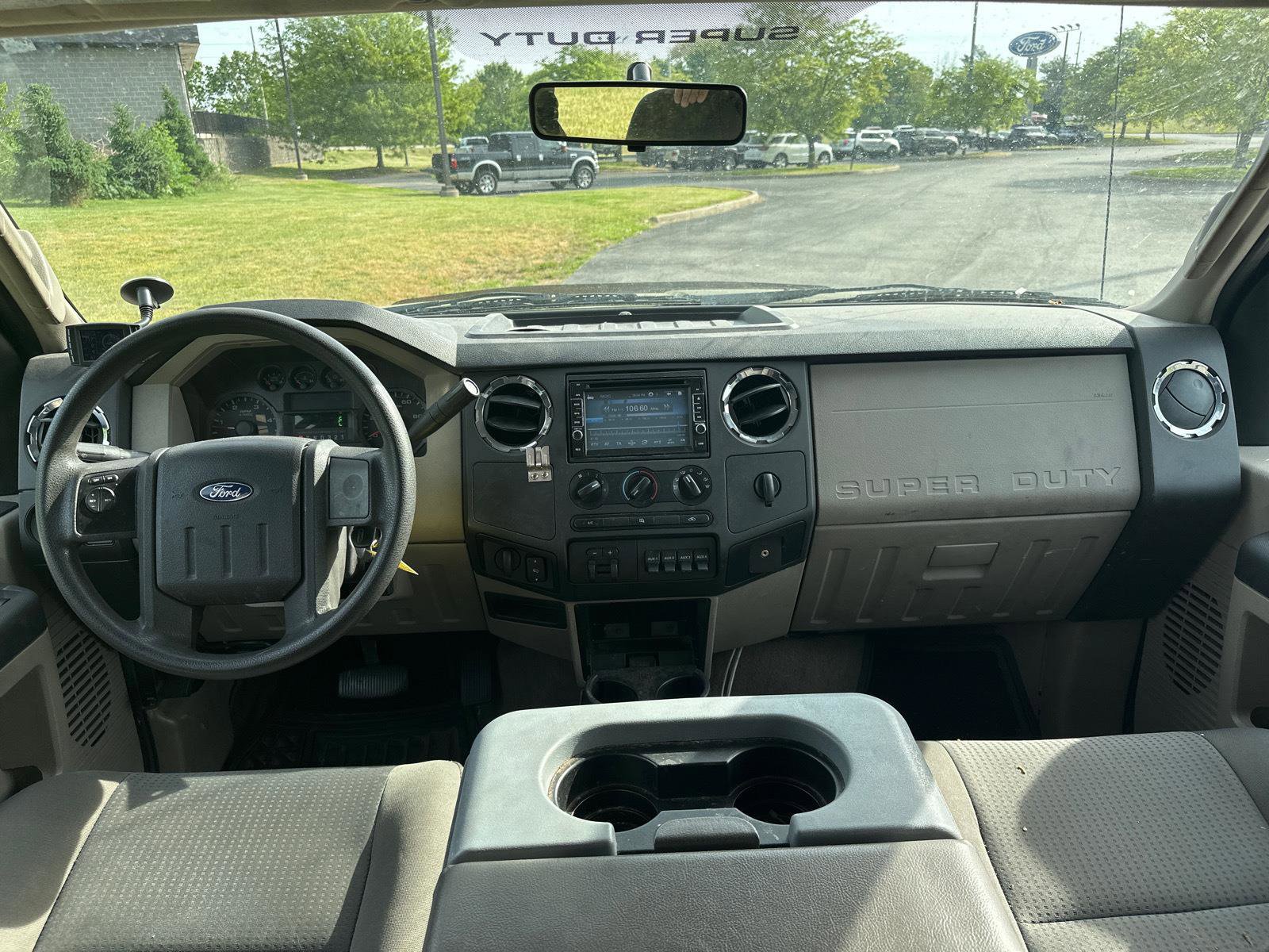 Used 2010 Ford F350 XLT RWD image 2